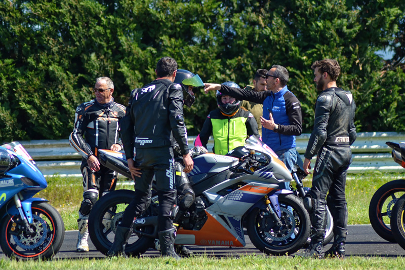 stage moto circuit d'Issoire